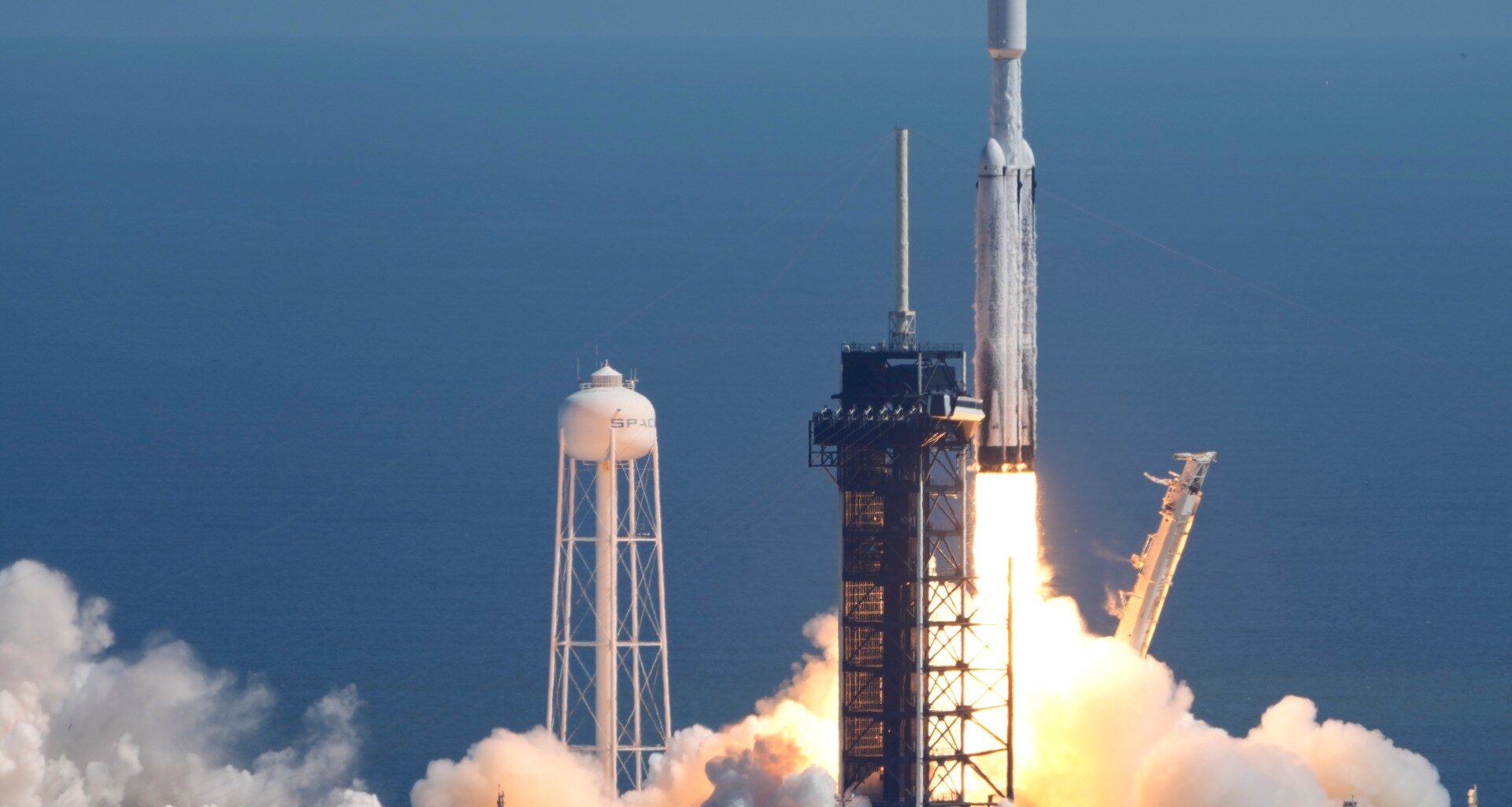 SpaceX files to go public, paving way to make Elon Musk first trillionaire | Business and Economy News