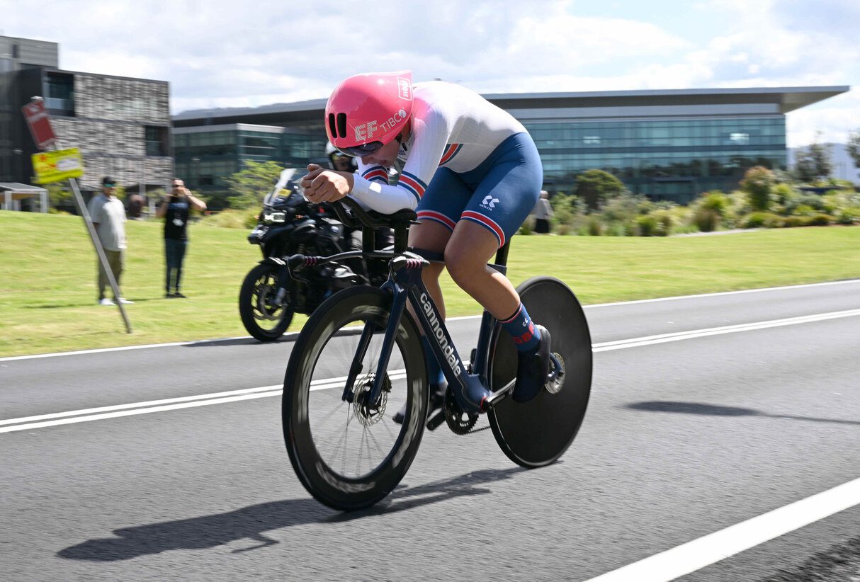 Zoe Bäckstedt commits to Canyon-Sram through 2028
