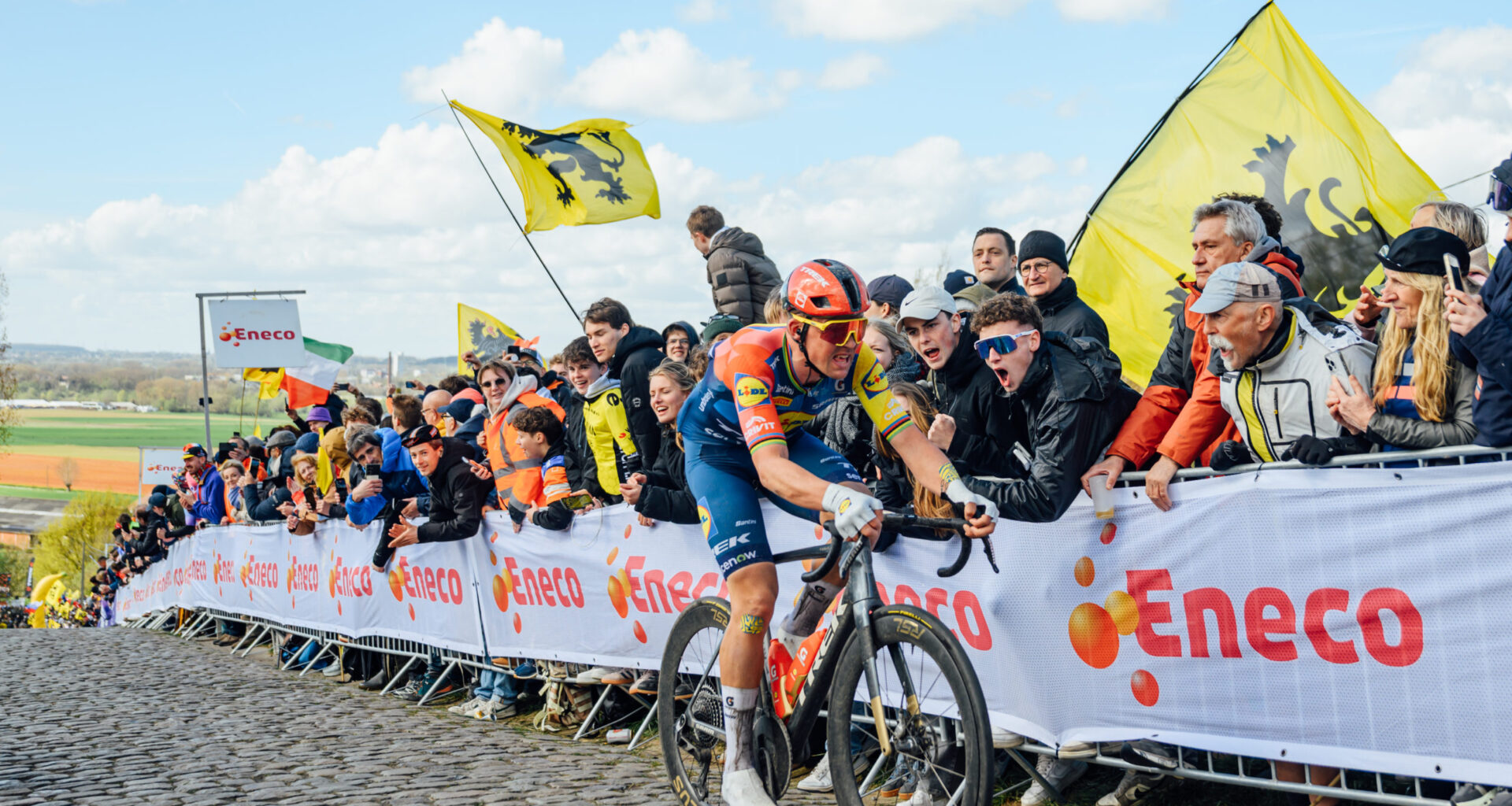 Round-up: Resilience and grit at the Tour of Flanders
