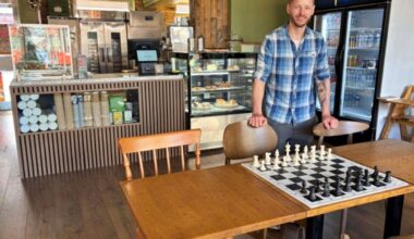 Matestone in Maidstone High Street reopens as Romalge after chess player buys café