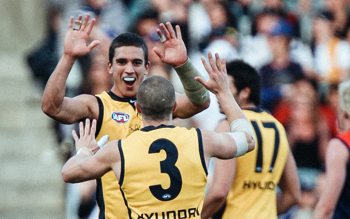 Carrazzo inspires late Carlton comeback