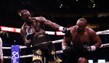 Deontay Wilder defeats Derek Chisora in London