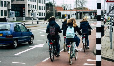 New app turns traffic lights green faster for cyclists