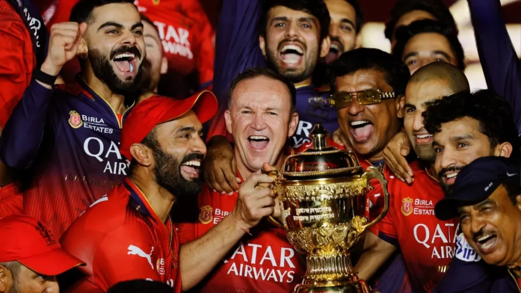 Dinesh Karthik RCB coach 2026