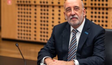 ECB's Makhlouf: Not yet seeing changes in consumer behaviour from higher inflation