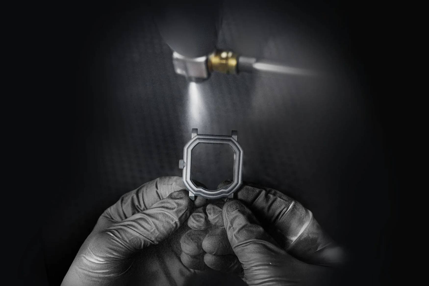 Gerald Charles Darkblast case maestro GC sport tennis white