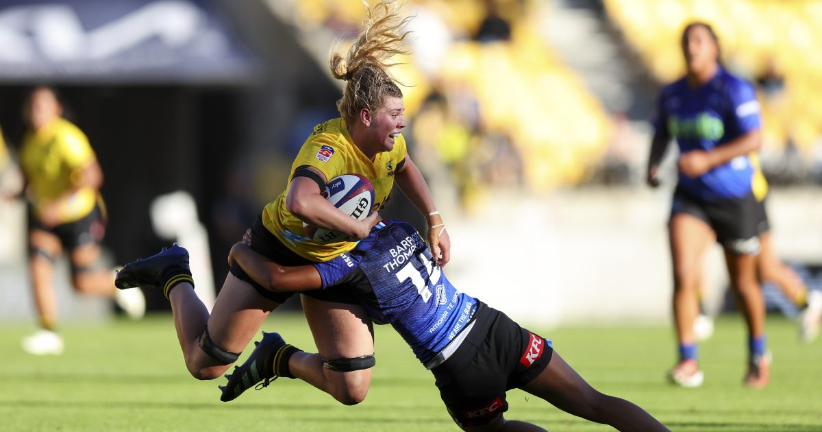 Black Ferns call in uncapped Hurricane for injured Chelsea Bremner