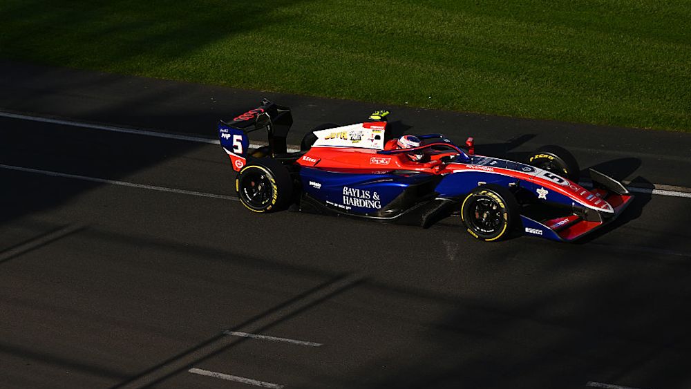 Slater also has supportive friends who push him to give his best on the track