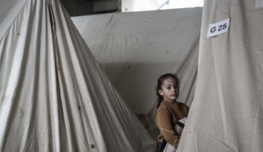 With One Million Displaced, Lebanon Turns to Digital Wallets for Aid