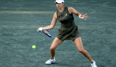 Bencic shows Jabeur love after win