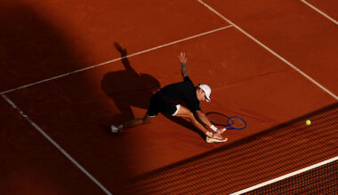 De Minaur subdues "incredible talent" in Monte Carlo to make quarterfinals