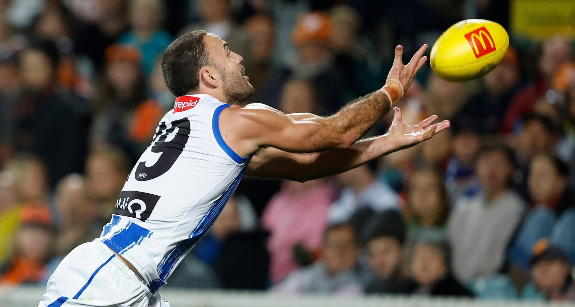 Clarkson, Kingsley poles apart on technology after controversial ARC call