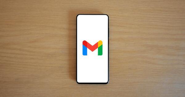 Gmail update lets users switch awkward email addresses