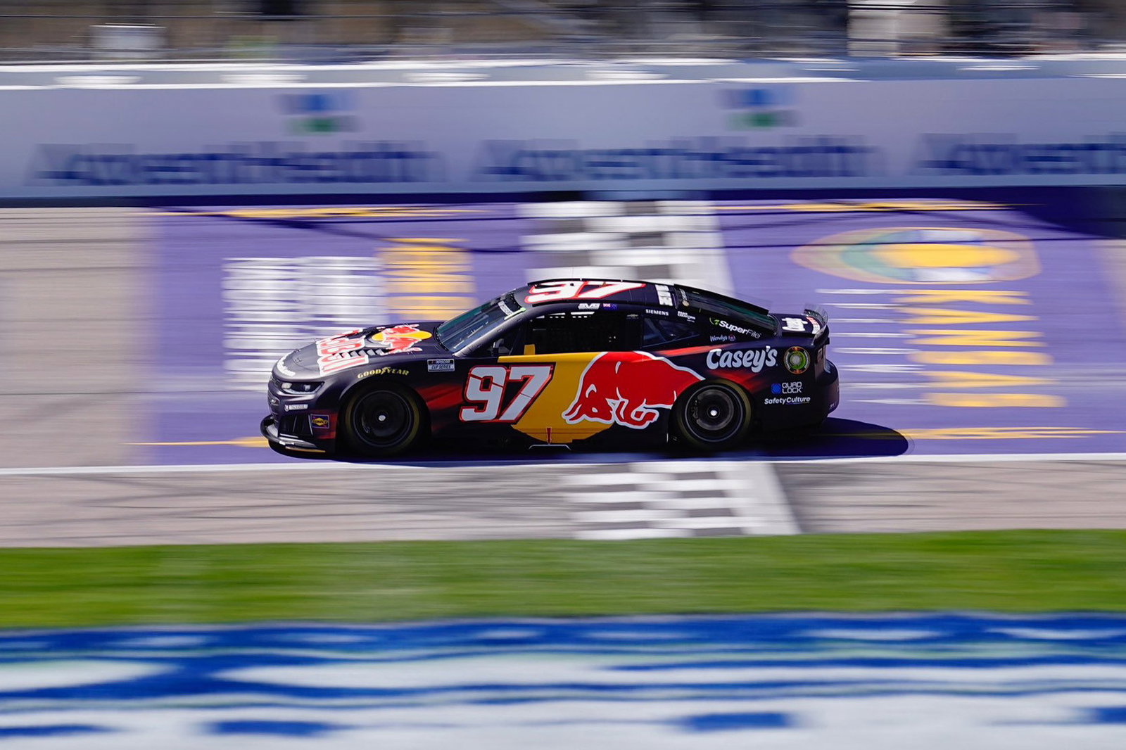 SVG ‘shaking’ after sketchy personal-best Kansas qualifying