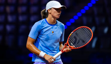 Rybakina and Swiatek lead top half loaded with former champions