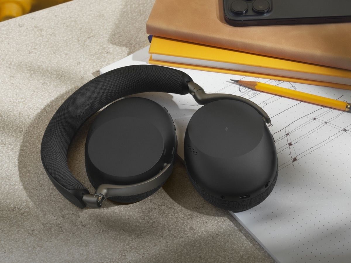 Jabra Evolve3 85 Review: Clearer Calls Without the Hideous Headset