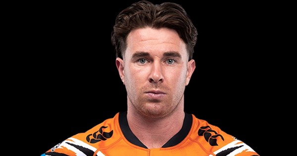 Official NRL profile of Jock Madden for Wests Tigers