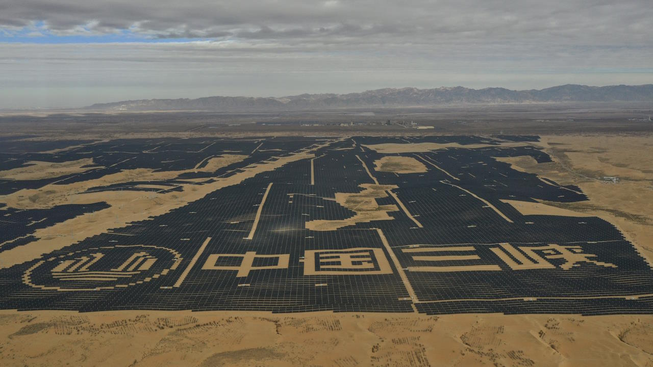 Kubuqi-PV-Base-Project-China-Three-Gorges