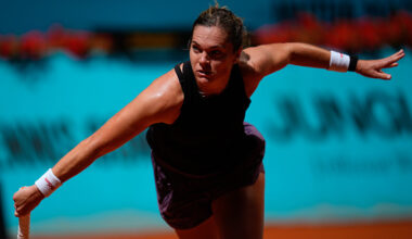Caty McNally's audacious drop shot down match point in Madrid