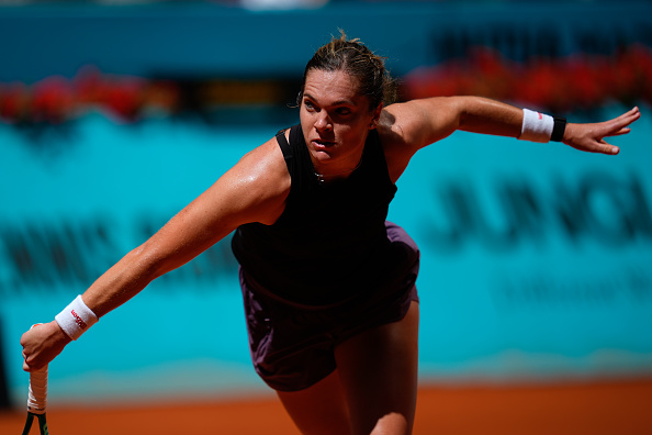 Caty McNally's audacious drop shot down match point in Madrid