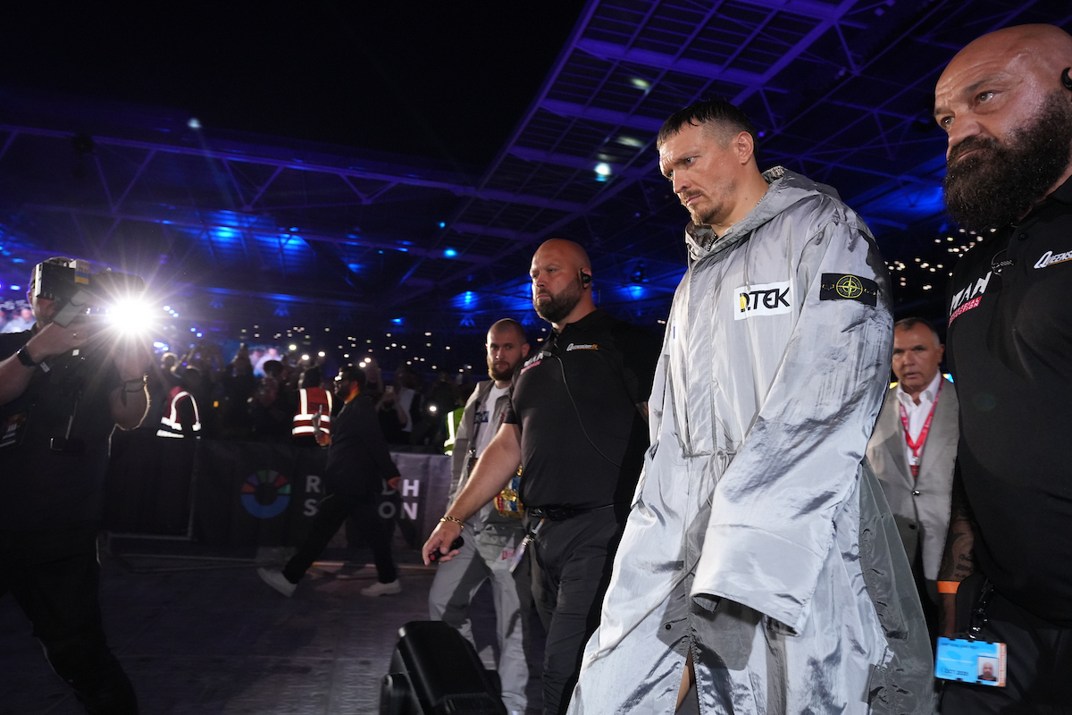 Boxing News Today: Best Fighter in the World is American, de la Hoya on Benn vs Garcia, & More