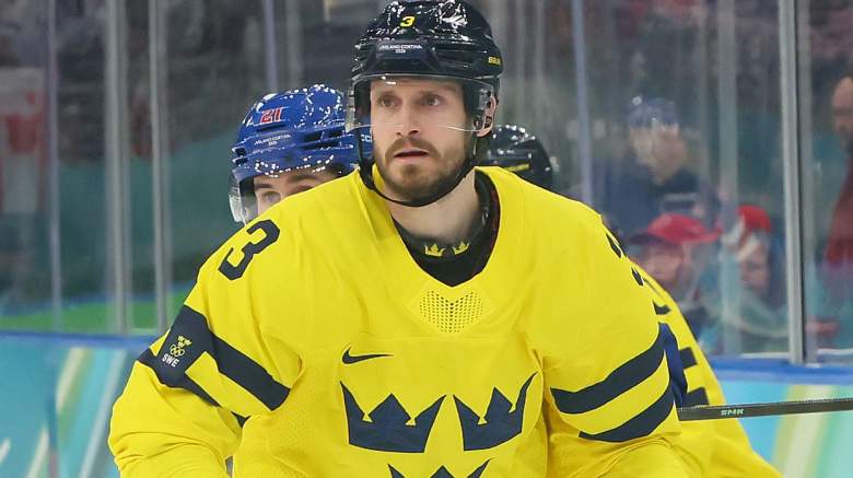 The Toronto Maple Leafs could be looking to move on from a veteran defenseman, but that blueliner won't be Morgan Rielly.