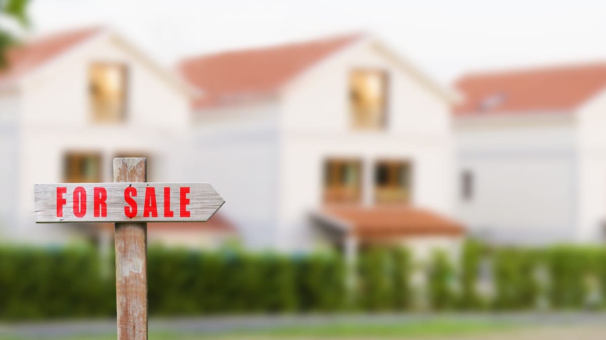 Retirement planning guide: Pros and cons of downsizing your family home - Diana Clement