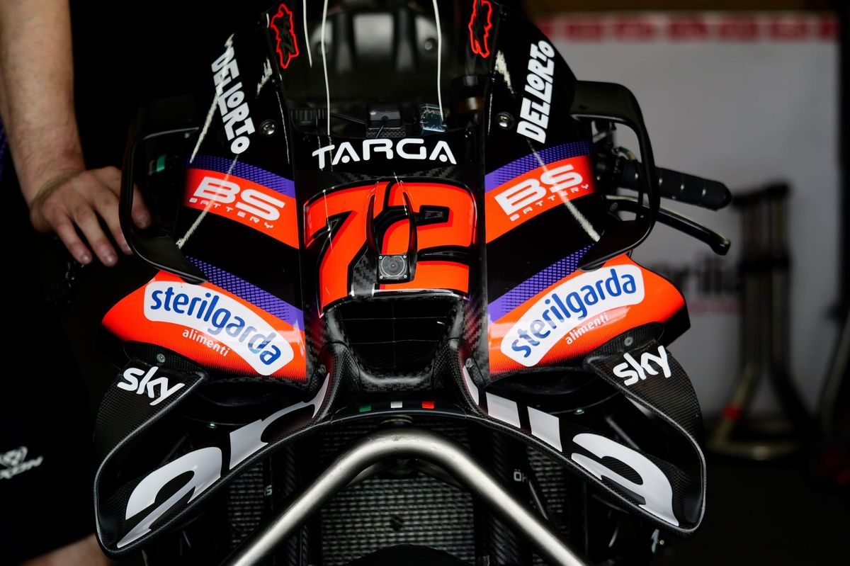 Aprilia shows off radical aero, goes 1-2-3 in Jerez test