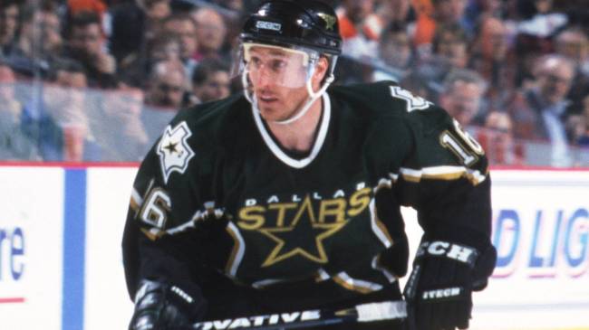 Stars forward Pat Verbeek
