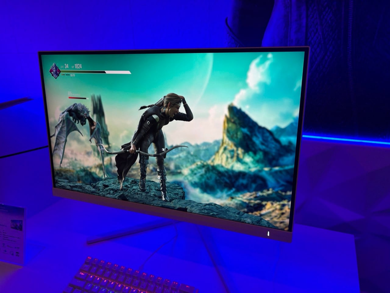 Philips Evnia 27M2D5901A monitor offers a 5K resolution and 165Hz refresh rate - fire up your GPUs