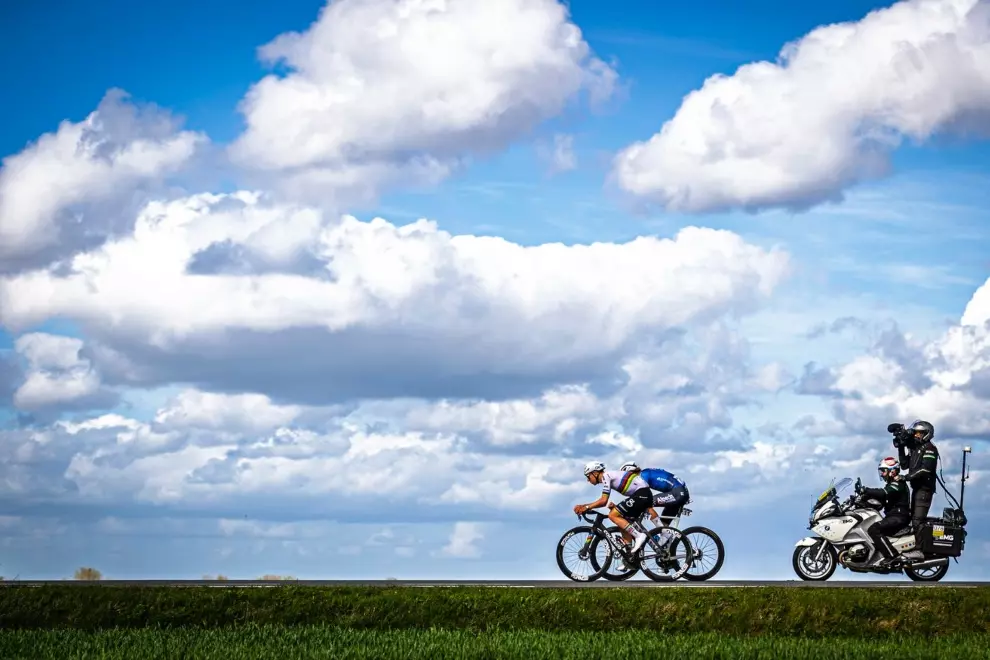 Pogačar and van der Poel Chase History – and Each Other – in Paris-Roubaix