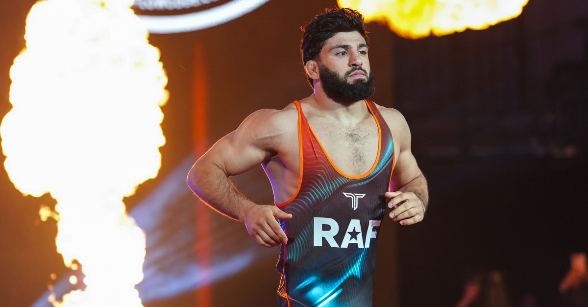 Arman Tsarukyan vs. Urijah Faber set for RAF 8