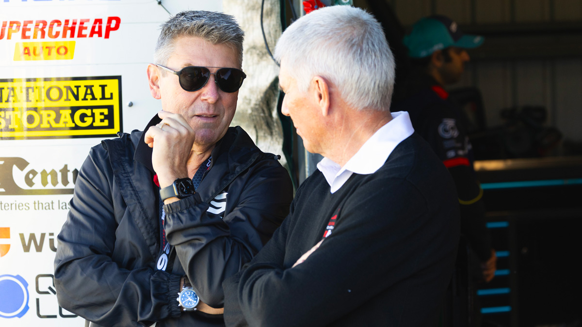 Supercars establishes international committee
