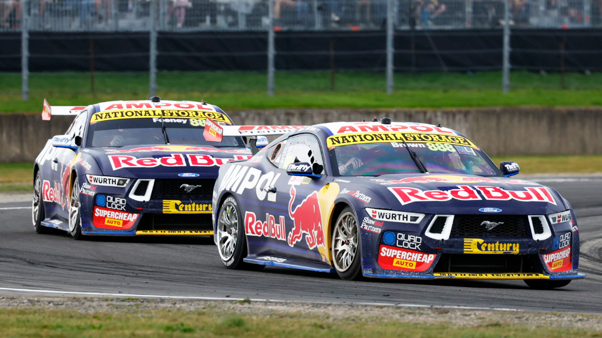 Will Brown didn't disobey team orders, Triple Eight team manager Mark Dutton says