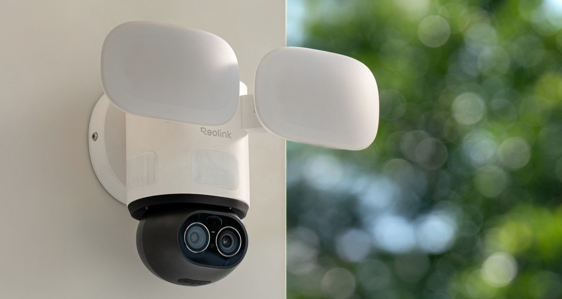 Reolink TrackFlex Floodlight WiFi review: Third time's the charm