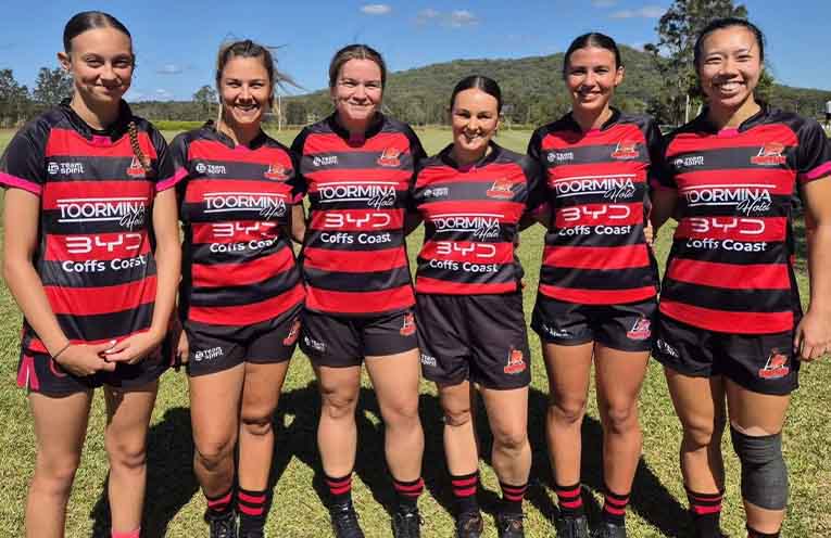 Destinee Morris, Georgia Walton, Chelsea Brown, Alice Webber, Danai Tsipitsidis and Christine Tran debuted for the Snappers women on Saturday. Photo: Coffs Snappers.