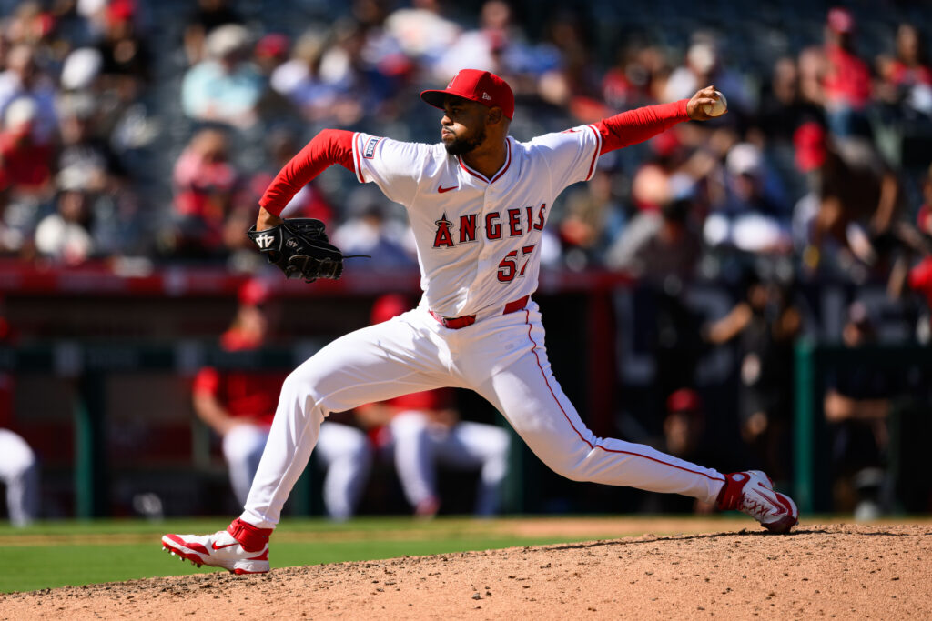 Rockies Claim Sammy Peralta From Brewers