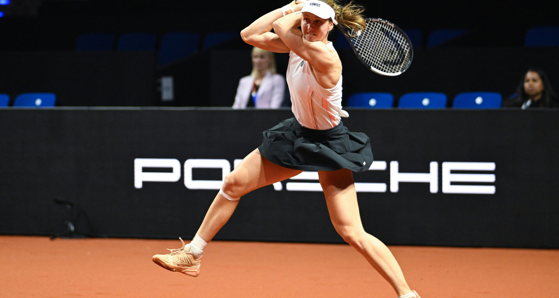 Samsonova defeats Tjen in just 69 minutes to reach Madrid third round