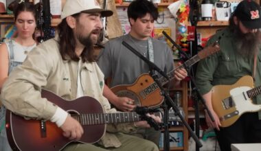 Noah Kahan Plays NPR's 'Tiny Desk,' Debuts New 'Great Divide' Songs