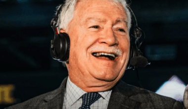 Tributes from around the hockey world pour in for Canucks legend John Garrett