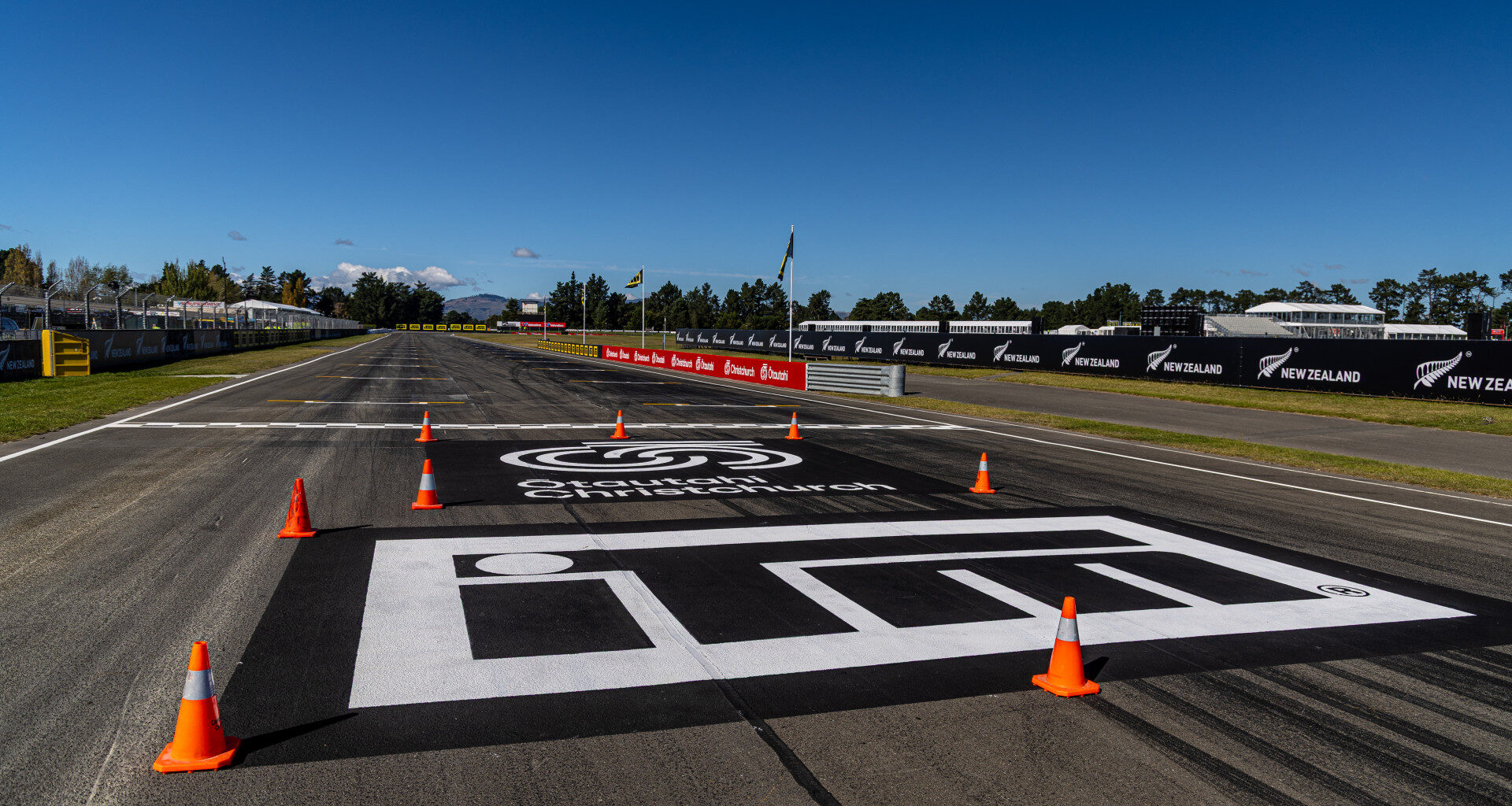 PHOTOS: Supercars Arrive in Christchurch - Speedcafe.com