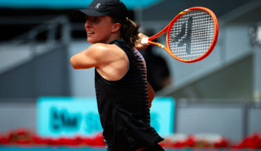 Swiatek enjoys 61-minute opening win, Bondar stuns Svitolina in Madrid