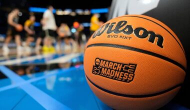 More than 1,500 men’s basketball players have entered the NCAA transfer portal, which opened on Tuesday.