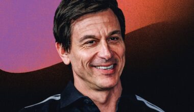 Toto Wolff wants to empower and micromanage. The contradiction explains his success