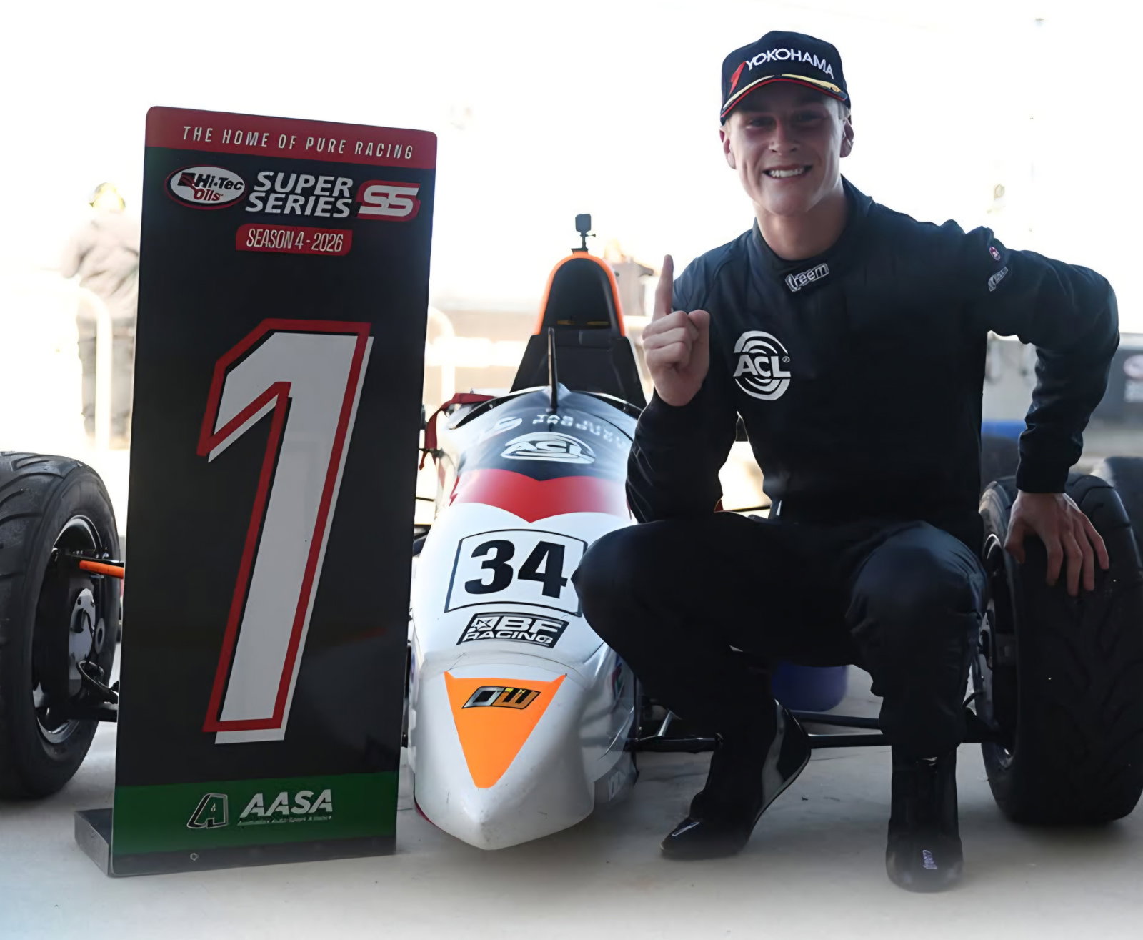 Triple Eight co-owner backs Formula Ford rising star