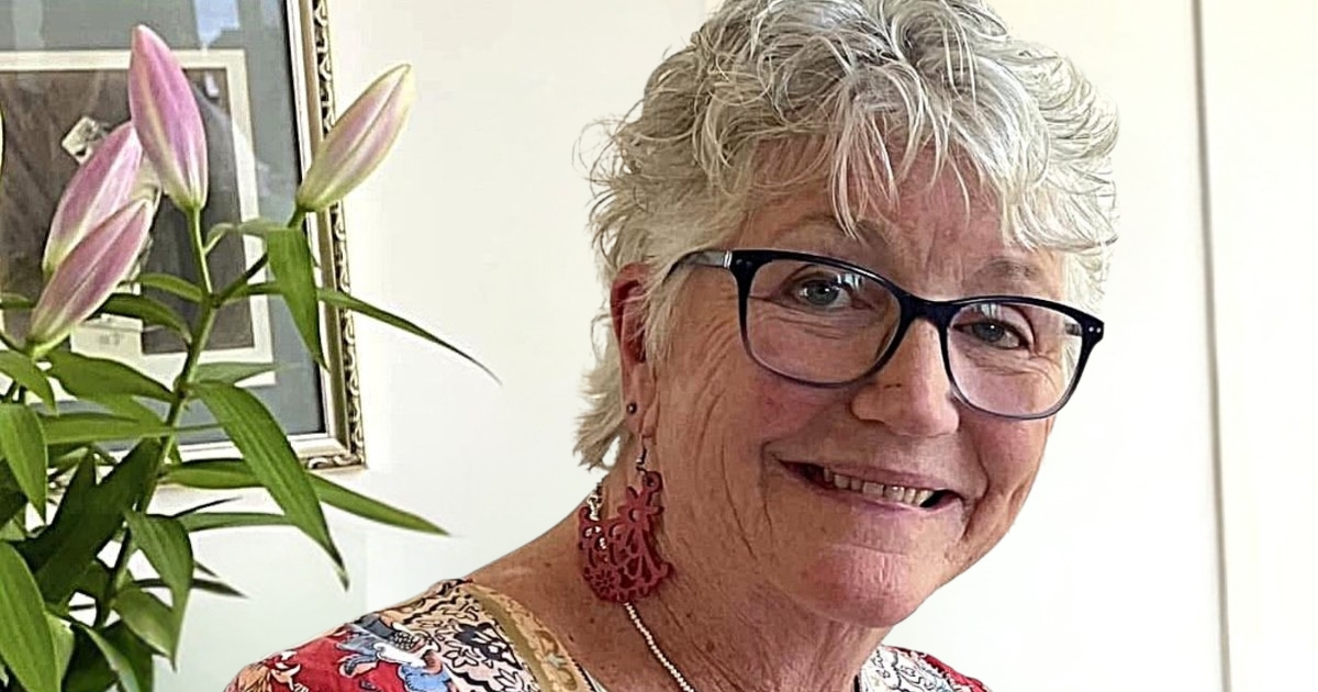 Art sought for 'snowflake disease' auction