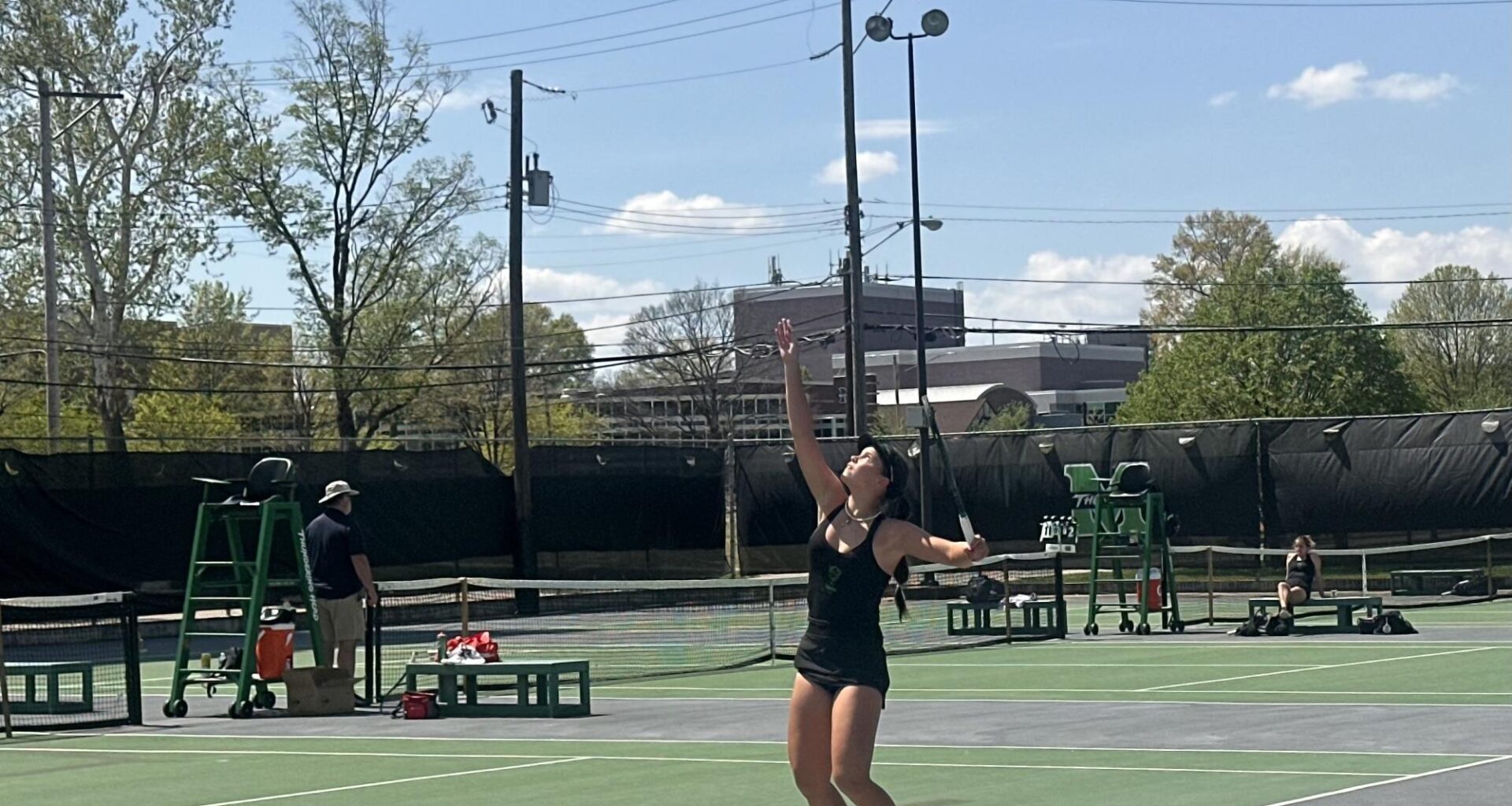 Women’s Tennis beats Dayton 5-2 at home