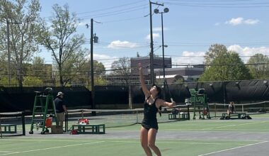 Women’s Tennis beats Dayton 5-2 at home