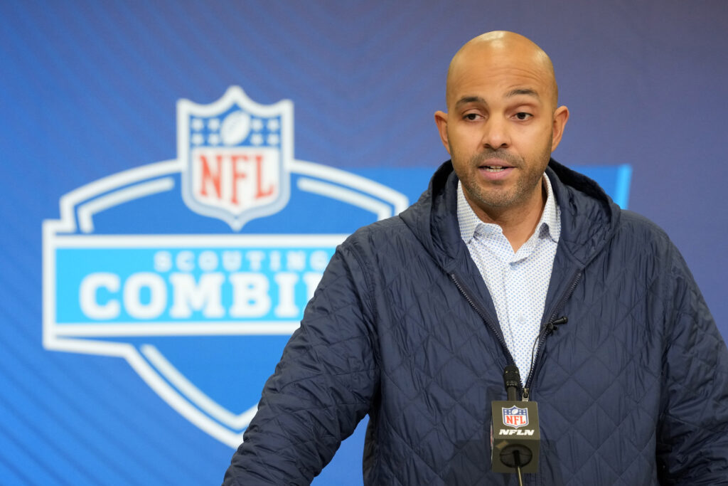 Bears 'In Communication' With NFL Over Ian Cunningham Comp Picks