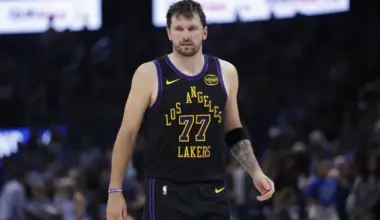 Why isn't Luka Doncic playing? Explaining injury return timeline for Lakers star vs. Rockets image